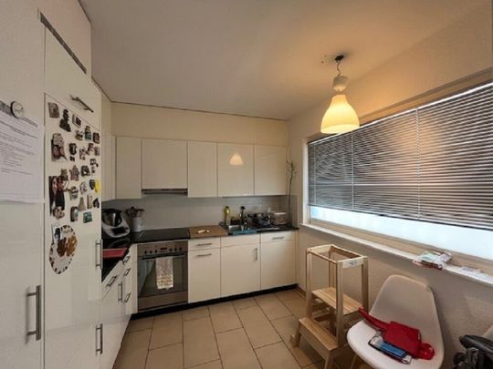 Charmant appartement de 2.5 pièces au 1er étage - Photo 1