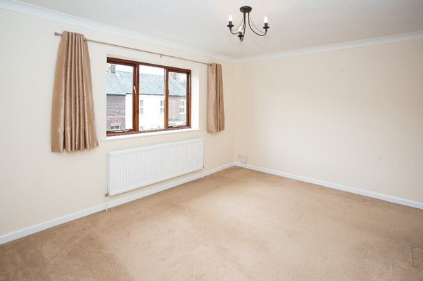 Available unfurnished from 28/05/2026 - Photo 1