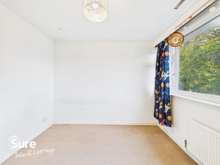 3 bedroom end of terrace house to rent - Photo 4