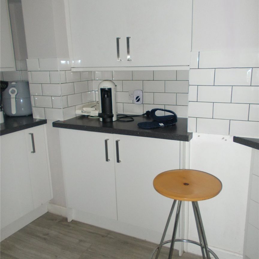 Student Properties to Let - Photo 1