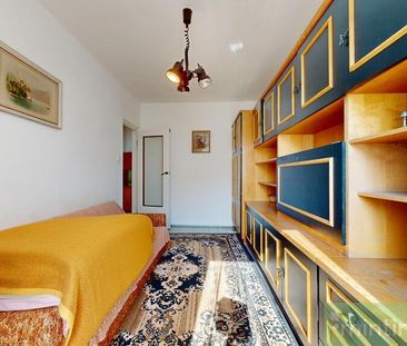 Rozkładowe mieszkanie w niskim bloku - Zdjęcie 4