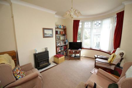 3 bedroom semi-detached house to rent - Photo 2