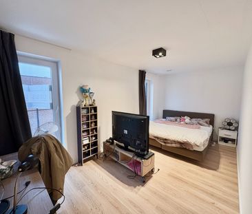 Ruime woning met 3 slaapkamers en tuin - Photo 3