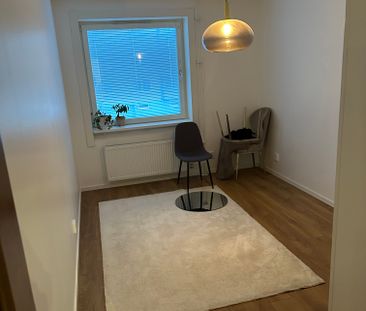 Utgårdsvägen, Handen - Foto 3