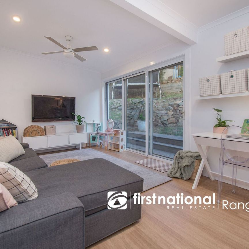 Luxury Living with Panoramic Views - Photo 1