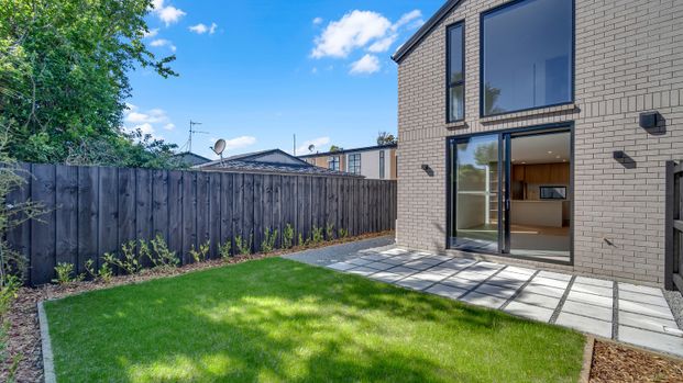 Unit 5, 86 Holly Road, St. Albans, Christchurch - Photo 1