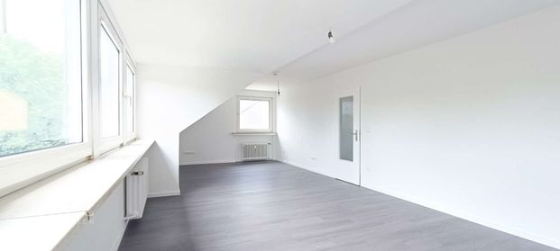 Modernisierte Dachgeschosswohnung - Photo 1