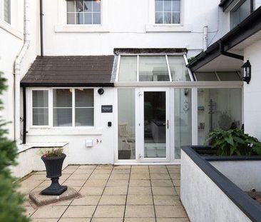 2 bedroom semi-detached house to rent - Photo 2