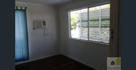 Beautiful Home - Photo 3