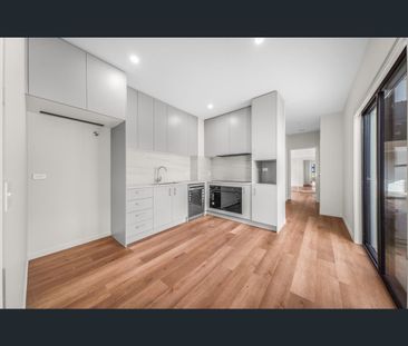 5 Cosmopolitan Drive, Manor Lakes, Vic 3024 - Photo 4