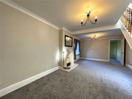 3 bedroom detached house to rent - Photo 2