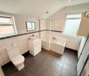 Cross Street - Photo 6