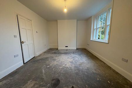 9 Merry Lane, Clive, SY4 3JS - Photo 2