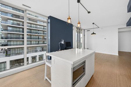 For Lease - 60 Annie Craig Drive Unit# 815, Toronto, Ontario - Photo 4