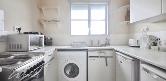 1 bedroom studio to rent - Photo 2