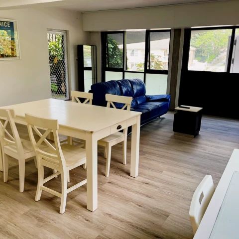 Robb Avenue, Sydney - Photo 1