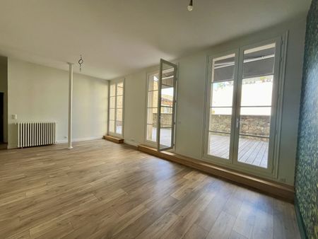 QUAIS DES CHARTRONS – 2 CHAMBRES + TERRASSE - 1460 € CC - Photo 4