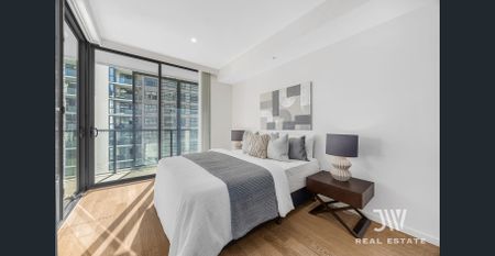 Luxury 2 Bedroom in Mascot Heart Location! - Photo 3