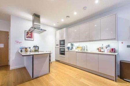 Lismore Gardens, Colindale, NW9 - Photo 2