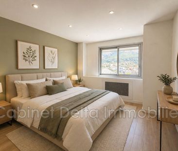 Location Appartement 96m² TOULON 83000 - Photo 2