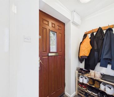 2 bedroom semi-detached house to rent - Photo 4