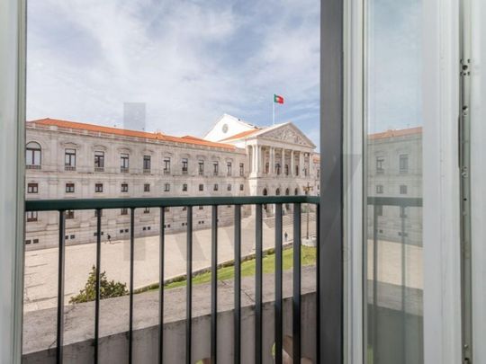 Luxury Apartment for rent in Misericórdia, Portugal - Photo 1