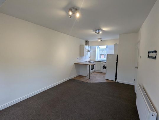 2 bedroom flat to rent - Photo 1