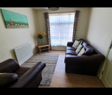 Room in a Shared House, Nazareth Road, NG7 - Photo 2