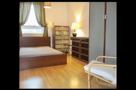 3 Bed Flat, The Quarterdeck, E14 - Photo 4