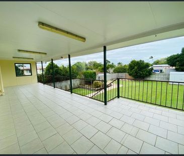 4 Spiller Street, North Mackay - Photo 4