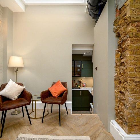 Brixton Road - Photo 1