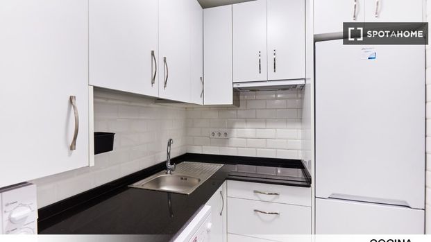 seville, Andalusia 41005 - Photo 1