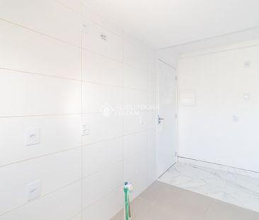 Apartamento com 2 quartos e 45m² para alugar em Lomba do Pinheiro, ... - Photo 4