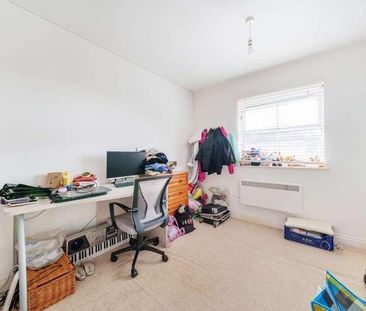 Sunbury, Sunbury-on-thames, TW16 - Photo 2