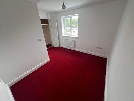 2 bedroom semi-detached house to rent - Photo 4