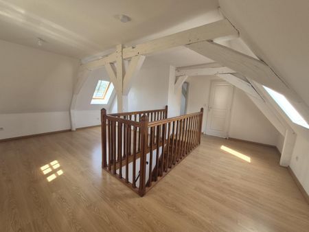 Location Appartement 3 pièces 79m² ST OMER 62500 - Photo 5