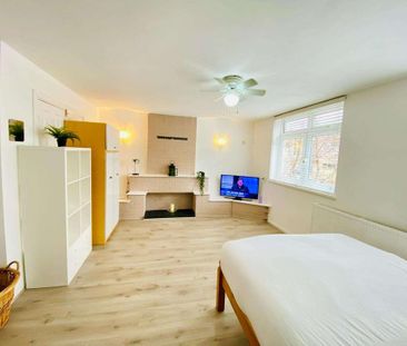 4 bedroom house of multiple occupation to rent - Photo 6