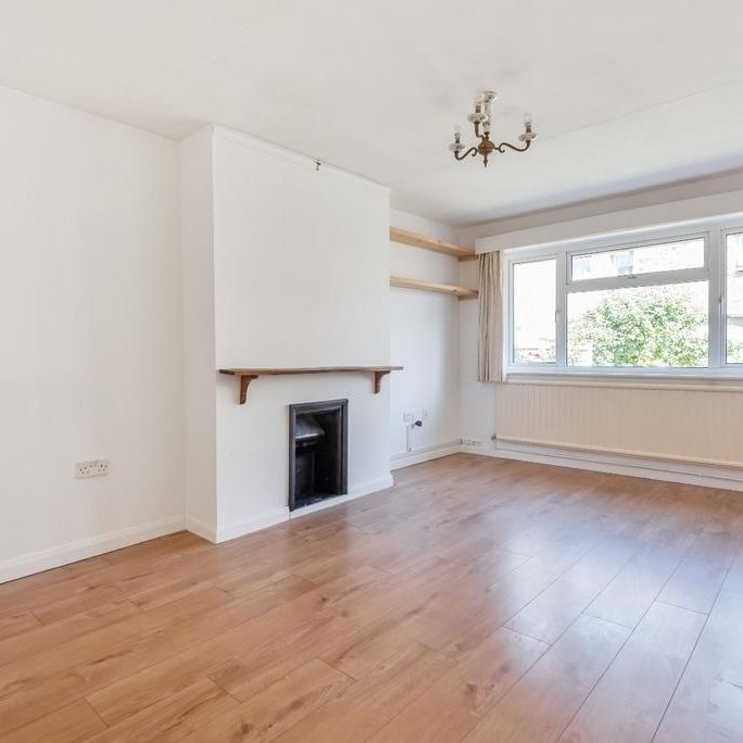 2 bedroom bungalow to rent - Photo 1