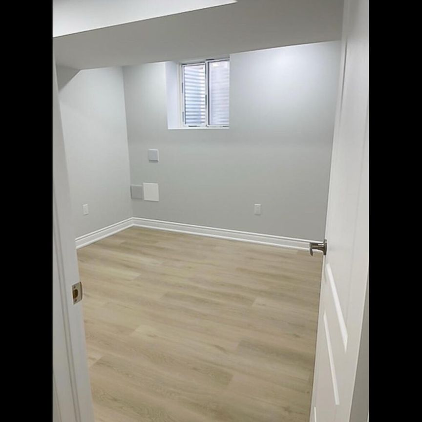 For Lease - 20 Bill Guy Drive Unit# Basement, Georgina, Ontario - Photo 1