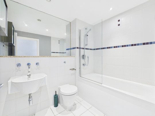 2 Bed Flat, Southside, B5 - Photo 1