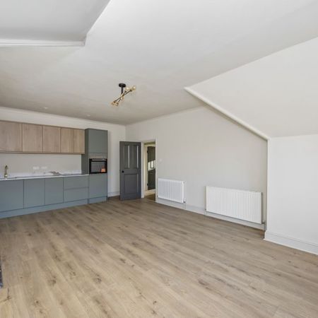 2 Bedroom Flat, Fourth Avenue, Hove - Photo 2