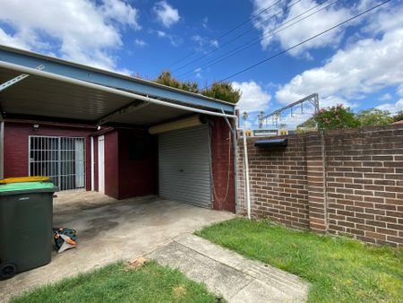 2 Bedroom Home! - Photo 4
