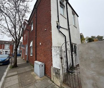 2 bedroom house to rent - Photo 3