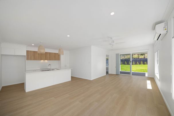 48B Coupe Drive, Thrumster NSW 2444 - House For Rent | Domain - Photo 1