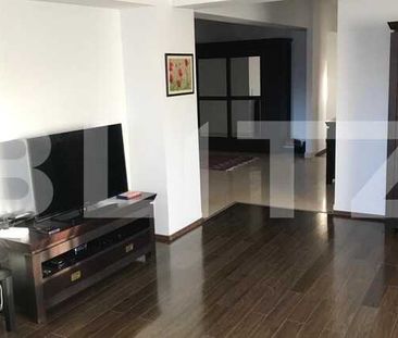 Apartament cu 4 camere, 136 mp, terasa 62mp, parcare, zona Parcul Babes - Photo 4