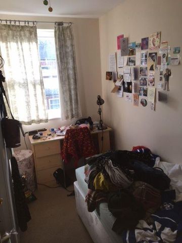 6 bedroom terraced house to rent - Photo 3