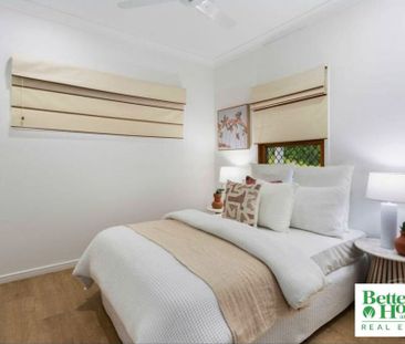 Bright, Spacious & Conveniently Located 3 Bedroom Home - Photo 6