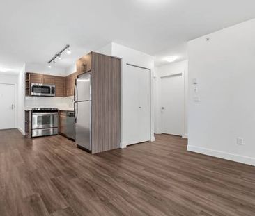 East Village - 1 Bedroom + Den - Available March 1st - Photo 1