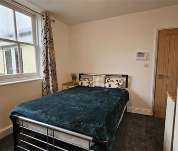 Rooms at 53 Canterbury Street, Cambridge - Photo 6