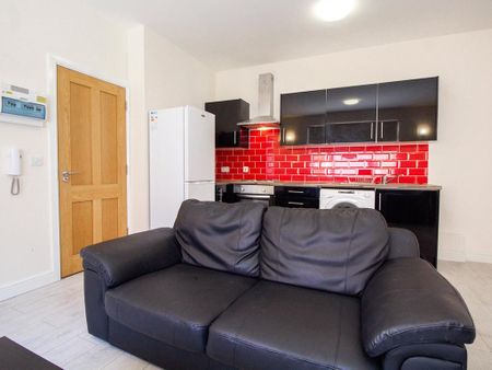 2 bedroom apartment to rent - Photo 2